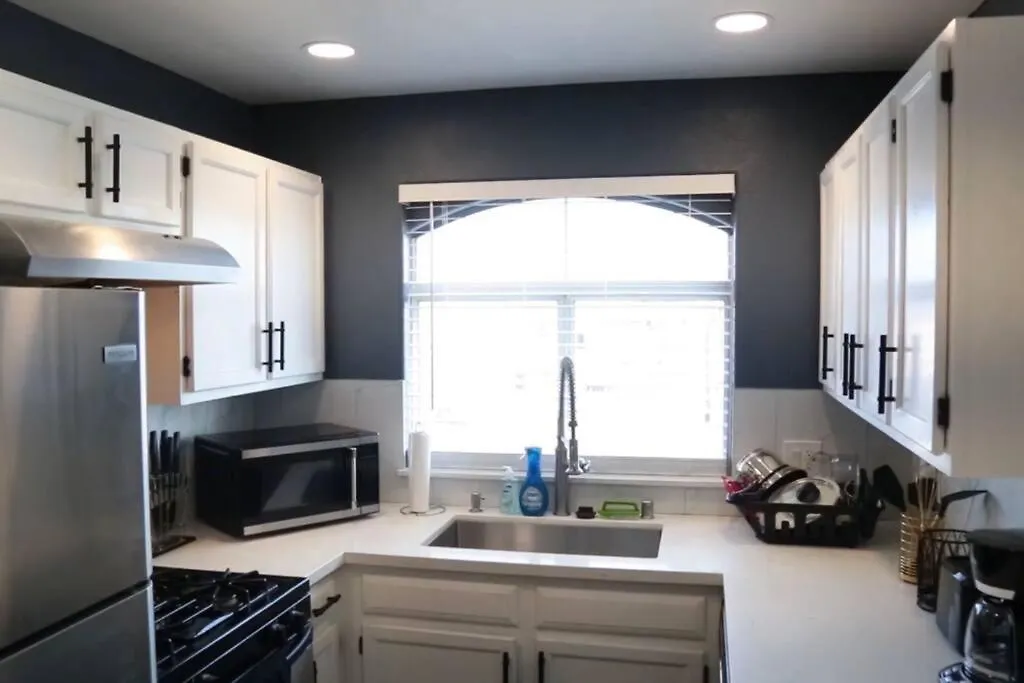 Las Vegas Oasis Apartment